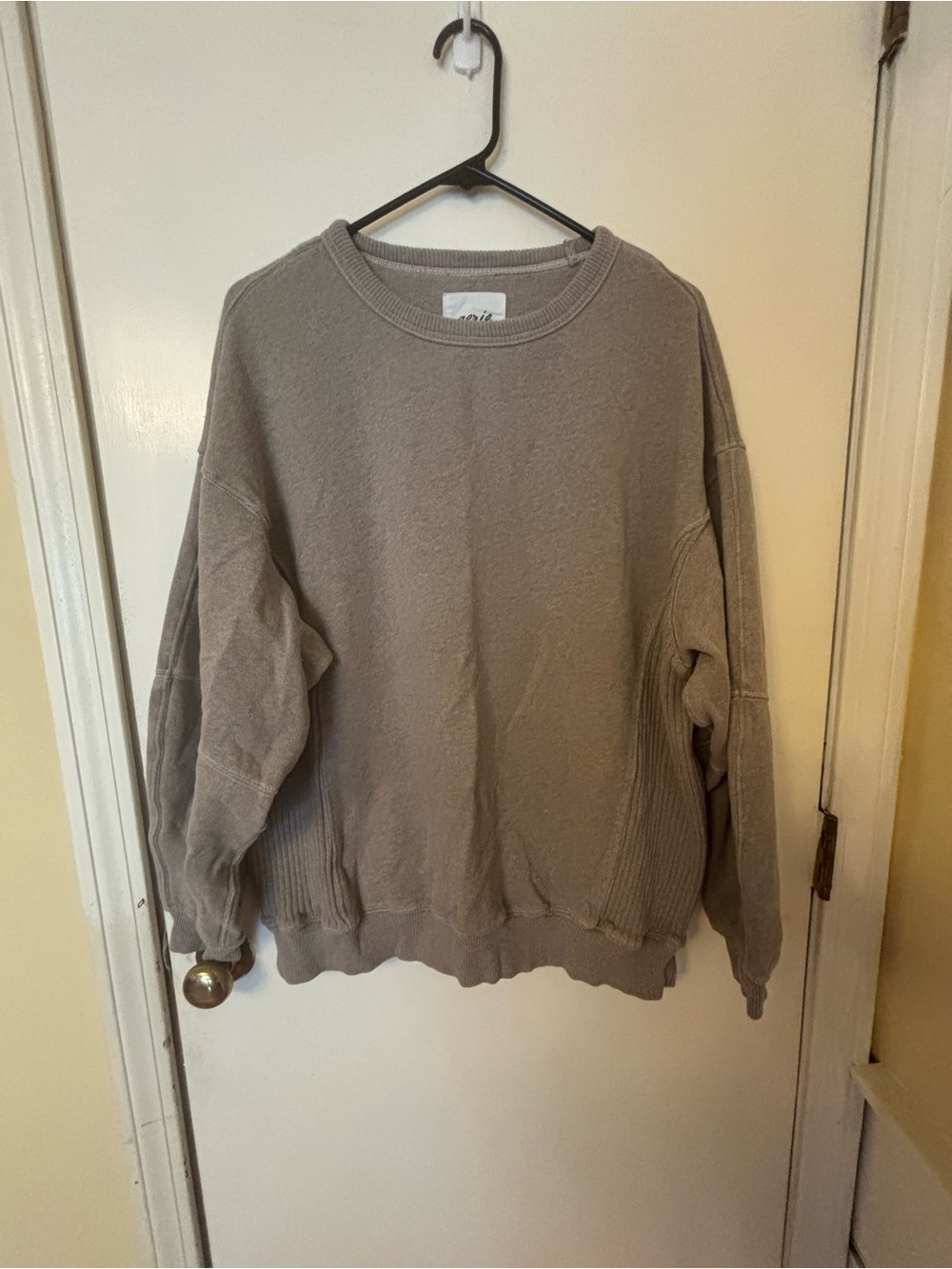 aerie Oversized Crewneck Sweatshirt in Taupe Gray